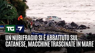 Un nubifragio si è abbattuto sul catanese, macchine trascinate in mare