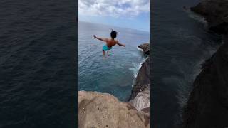 MASSIVE GAINER IN HAWAII #cliffjumping #shorts