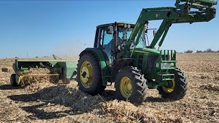 Square Baling Corn Stalks for Hogs