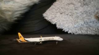 monarch a321 phoenix 1:400 scale review