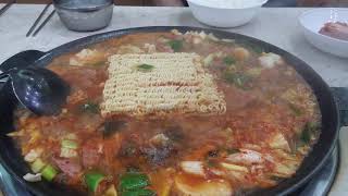 부대찌개