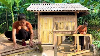 Girl makes doors and installs windows and doors -- Building a wooden cabin | Ma Thi Hieu