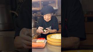 81歳のおばあちゃんが50年以上握り続ける絶品おむすび🍙