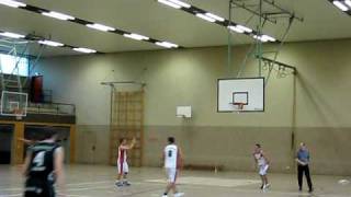 Aachen Musketeers vs Zulpich Pokal. Dunk by Richy Geurts