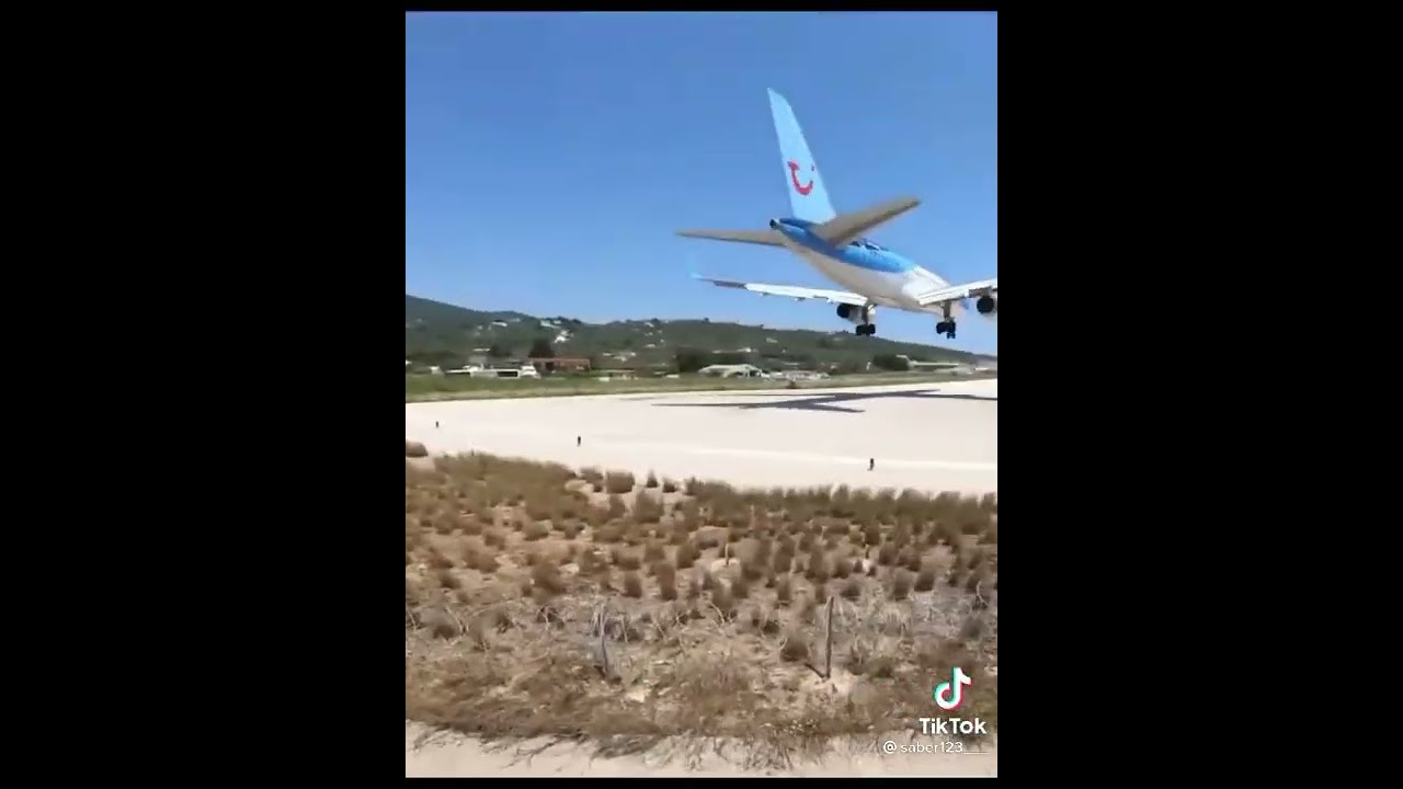 Plane Crash Tik Tok Viral New Video #shorts - YouTube