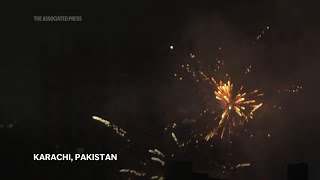 Thousands celebrate Pakistan Independence Day in Karachi