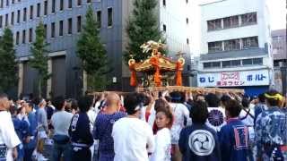 平成２４年　五反田　氷川神社例大祭　城南信金本店前　９月１６日