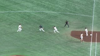 巨人 岡本和真ナイスプレーでダブルプレー　巨人 vs ヤクルト　2024年9月14日(土) 東京ドーム