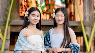 สาวลาว🇱🇦ไปถ่ายรูปในงานพระธาตุอิงฮัง-สะหวันนะเขต4/12/2022