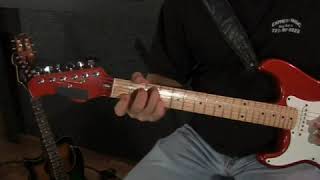 How to Play a C Chord on a Left Handed Guitar