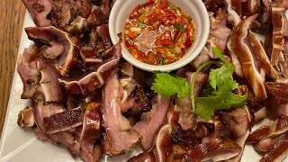 หูหมูย่าง ลิ้นหมูย่าง  อร่อยๆ กินเล่นเพลินๆ | Ying ying พากิน พาเที่ยว