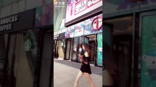 [抖音tiktok]漂亮的長腿小姐姐