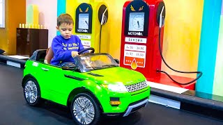 Funny Tema Ride on Power Wheels cars and Pretend Play with toys on the Park