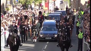 King Charles and siblings accompany Queen Elizabeth’s coffin on solemn procession through Edinburgh