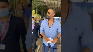 Sunil Shetty at mumbai Airport | 60 & Hot 🔥