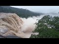 കനത്ത മഴയിൽ നിറഞ്ഞൊഴുകി athirapally waterfalls athirapally waterfalls now