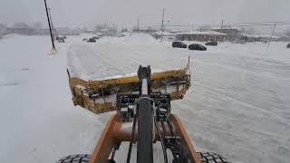 Snow plowing of a big commercial outlet in 14"storm/ Metal Pless live Edge 2025/02/13