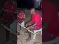 Baba Hazvi ~Muzaya kudanana nerombe