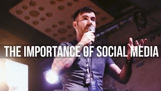 DAMIAN KEYES - THE IMPORTANCE OF SOCIAL MEDIA - LIVE / FULL KEYNOTE