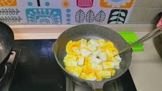 210317，家有小学生，每天12点饭菜准时端上桌，三菜一汤荤素搭配，都是妈妈的味道！