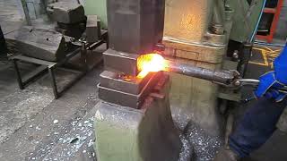 Making of Drop Forged Eye Bolts Closed Die Forging Eye Bolt