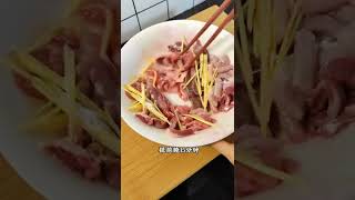 猪杂汤粉，广东人的早餐必备！#广东美食 #广东美食推荐官 #猪杂汤粉 | 美食