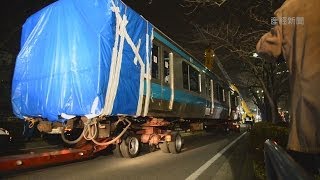 ＪＲ東日本 横転事故 川崎駅の脱線車両撤去