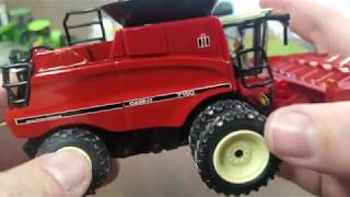 1/64 Case IH Authentics 7150 heritage combine