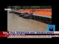 Truk Terperosok dan Terbalik saat Terobos Banjir Besar di Aceh Tamiang #iNewsSiang 06/01