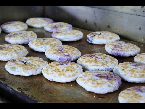BOOMING BACOLOD - Bong Bong's Piaya and Barquillos BOOMING BACOLOD - Bong Bong's Piaya and Barquillos
