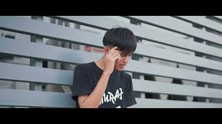 JKR - ไม่เหมาะสม Feat. GAVINNE (Official Video)