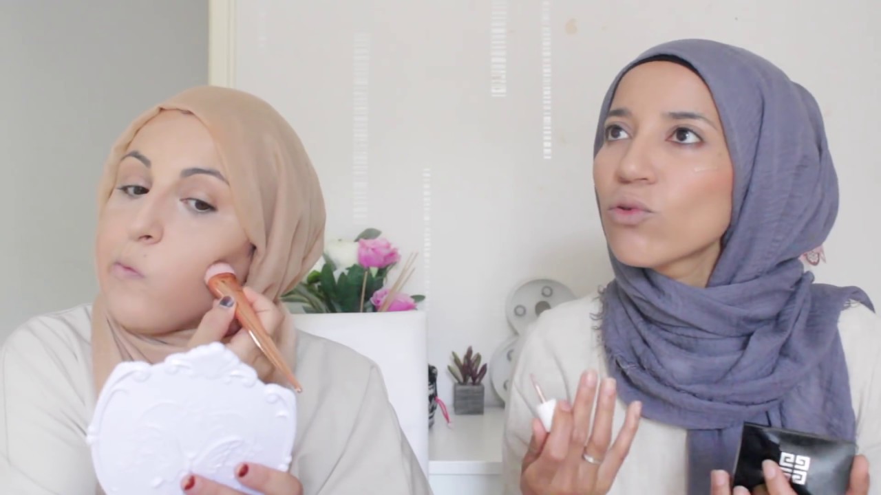 JE ME SENS MAL DANS MA PEAU | HASNA B ASMA FARES - YouTube