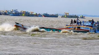 দেখুন উত্তাল মেঘনার স্রোতের ঢেউয়ের সাথে কিভাবে ভেসে চলছে বালুবোঝাই বাল্কহেড