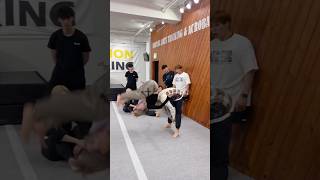 ⚠️바닥에 머리박기 3초전⁉️😱 WallFlip Challenge