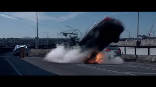 Unhinged - Car Chase Scene / Median Crash (1080p)