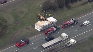 Modular home crash on I-495 prompts hourslong lane closures