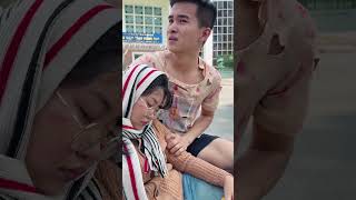 LNS - Cậu bé đáng thương mổ côi mẹ || Poor little boy - No mother #shorts