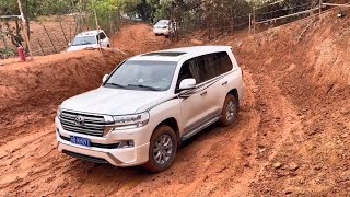 百万【陆地巡洋舰】兰德酷路泽LAND CRUISER场地越野测试并不适合越野Toyota Land Cruiser off-road testing,#户外越野#