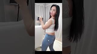 牛仔裤后背摇,后背,翘臀,#翘臀 #tiktokvideo#shorts#lookbook