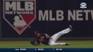 MIL@CLE: Brantley slides to haul in tough grab