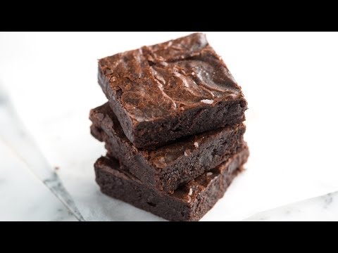 How to Make Fudgy Brownies from Scratch - Easy Brownies Recipe How to Make Fudgy Brownies from Scratch - Easy Brownies Recipe