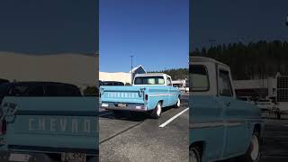 Beautiful truck on a sunny day.