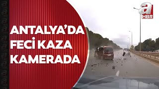 Antalya'da feci kaza! Kontrolden çıkan araç bariyerlere çarptı: 1 ölü | A Haber