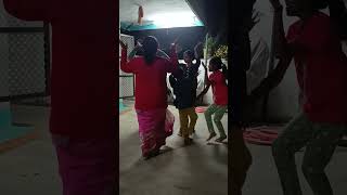 Aree dance cheyamante eddaru enduku kottukuntunnaru kutti ❤😊 kutti ni chudandi#shorts