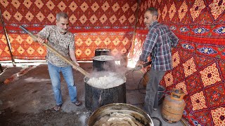 Libyans prepare, distribute traditional 'Bazin' meals for Ramadan