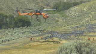 BPA Footage: Skycrane Construction on McNary-John Day 500kV Transmission Line