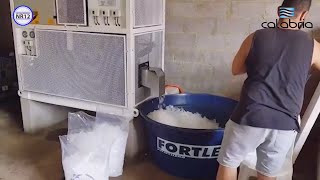 Máquina de gelo em tubo - Refrigeração Calabria