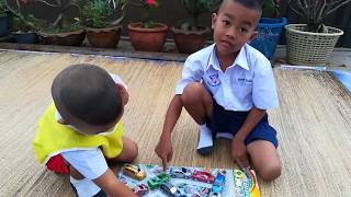 กังฟู กาฟิวส์ รีวิวรถจิ๋ว ก่อนไปโรงเรียนครับ Kids Review Cars Toy