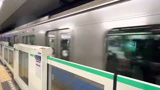 小田急電鉄 4000形 東京メトロ千代田線 乃木坂駅