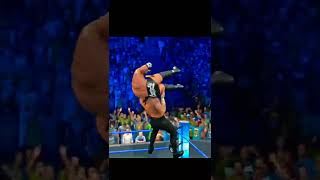 WWE 2K22 HIGH RISK MOVE INVOLVING TABLE BREAK ROMAN REIGNS VS TRIPLEH #shorts #wwe2k22 #viral